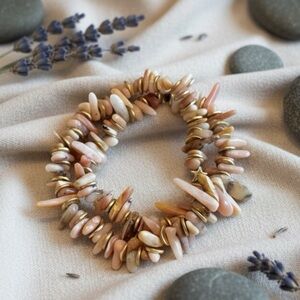 Chunky Matte Gold Tone and Pink Sunstone Stretchy Wrap Bracelet